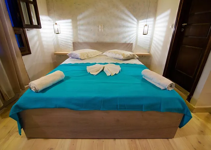 Aloha Maisonette Apartament